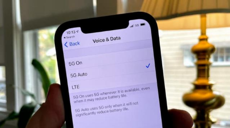 南坤镇苹果手机维修分享iPhone 12如何打开或关闭5G网络 
